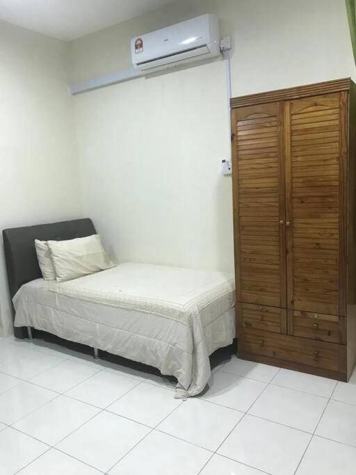 Hj Homestay Kuala Terengganu Luaran gambar