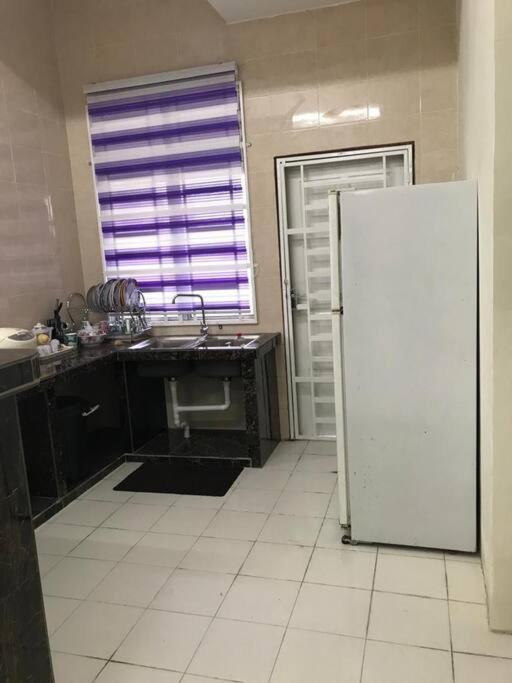 Hj Homestay Kuala Terengganu Luaran gambar